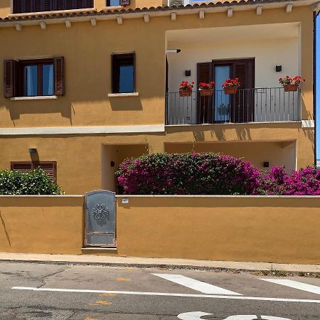 Casa Frencis Hotel Олбия Екстериор снимка