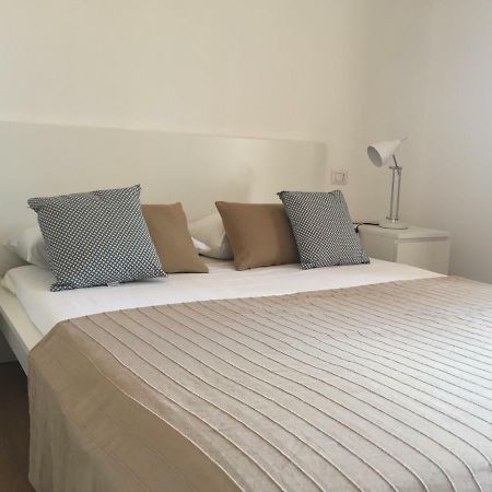 Casa Frencis Hotel Олбия Екстериор снимка