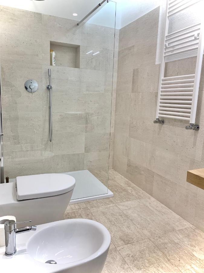 Casa Frencis Hotel Олбия Екстериор снимка