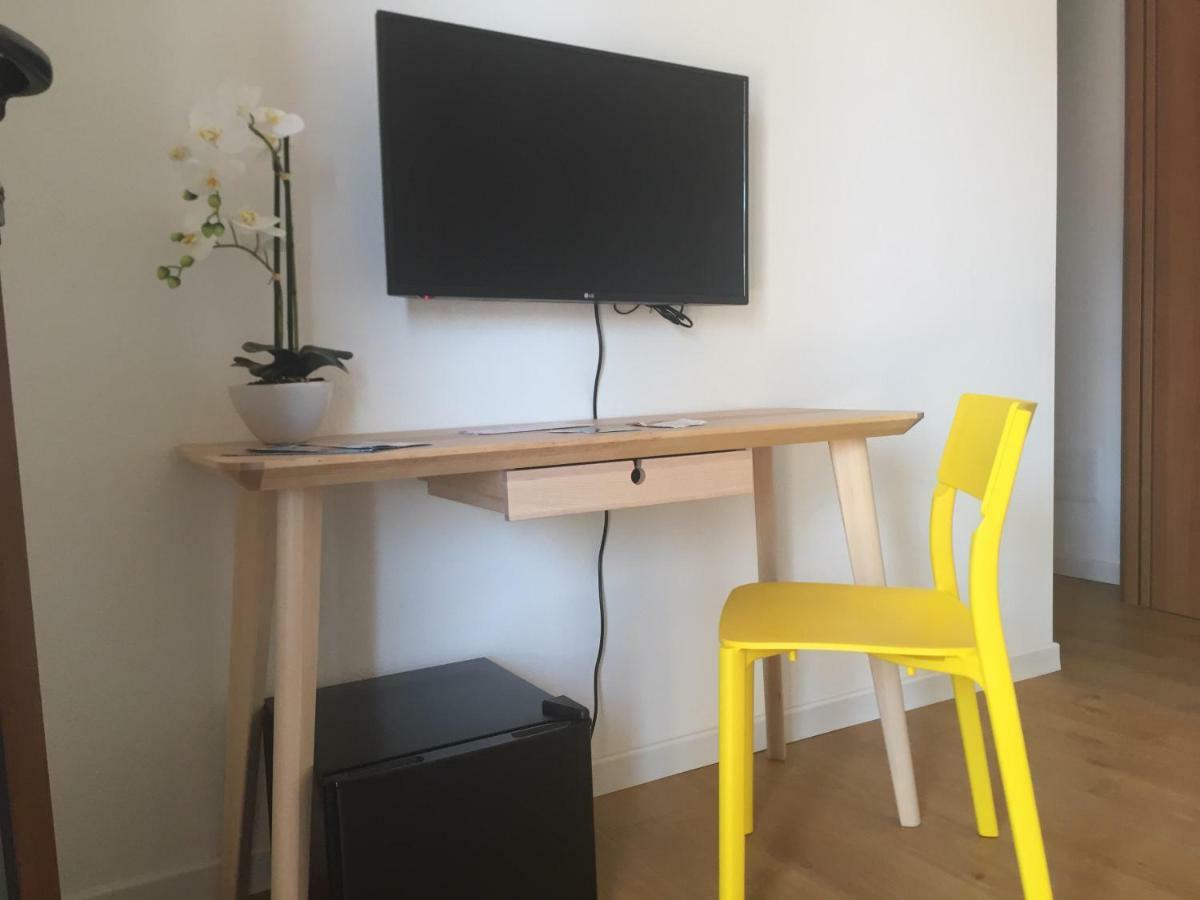 Casa Frencis Hotel Олбия Екстериор снимка