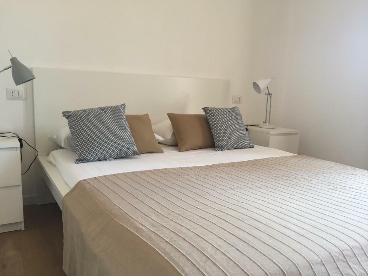 Casa Frencis Hotel Олбия Екстериор снимка